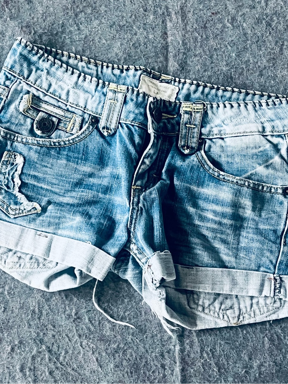 Taverniti So Jeans Light Blue Distressed Roll-Cuff Denim Shorts